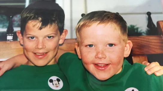 Andy y Rob cuando eran pequeños. Andy y Rob cuando eran pequeños.