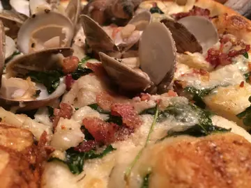 Pizza de almejas Pizza de almejas