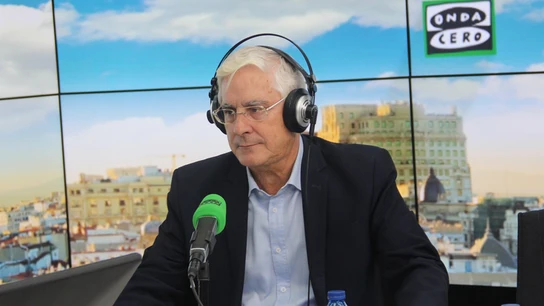 El diputado socialista y expresidente manchego, José María Barreda, en los estudios de Onda Cero El diputado socialista y expresidente manchego, José María Barreda, en los estudios de Onda Cero