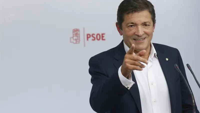  El presidente de la gestora del PSOE, Javier Fernández.