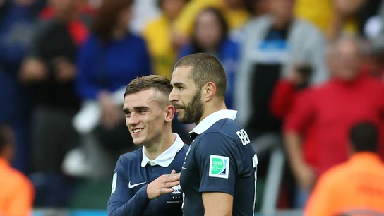 Benzema y Griezmann, en un partido de la Selección francesa Benzema y Griezmann, en un partido de la Selección francesa