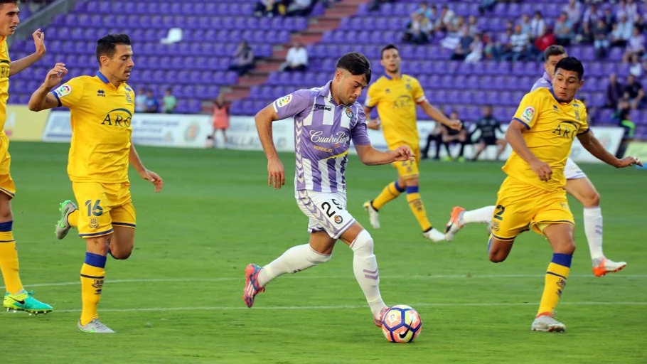 El Real Valladolid acaba con su mala racha ante el Alcorcón