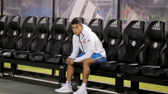 James tuvo que quedarse en el banquillo ante Paraguay James tuvo que quedarse en el banquillo ante Paraguay