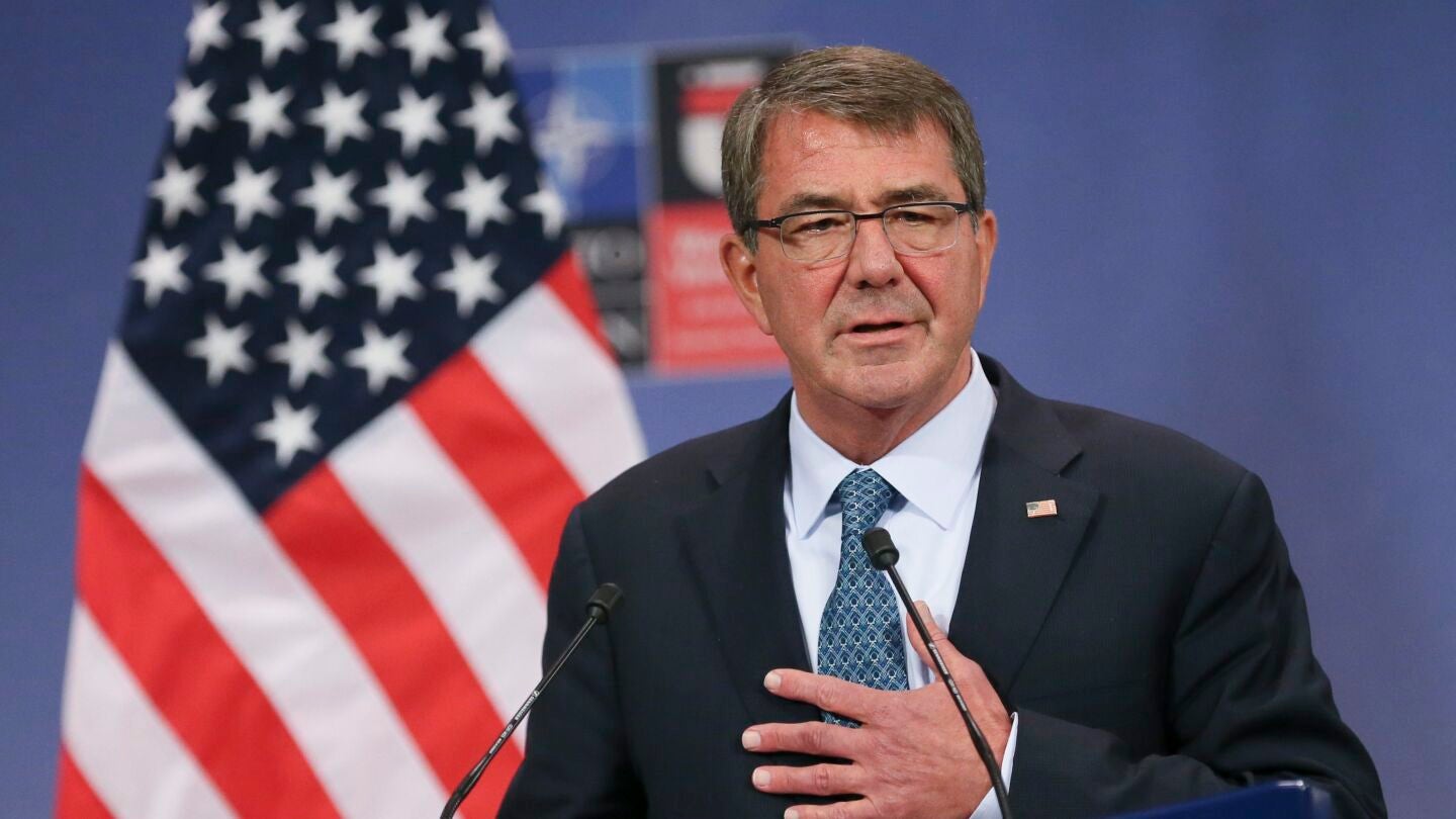 Foto de archivo del secretario de Defensa estadounidense, Ashton Carter