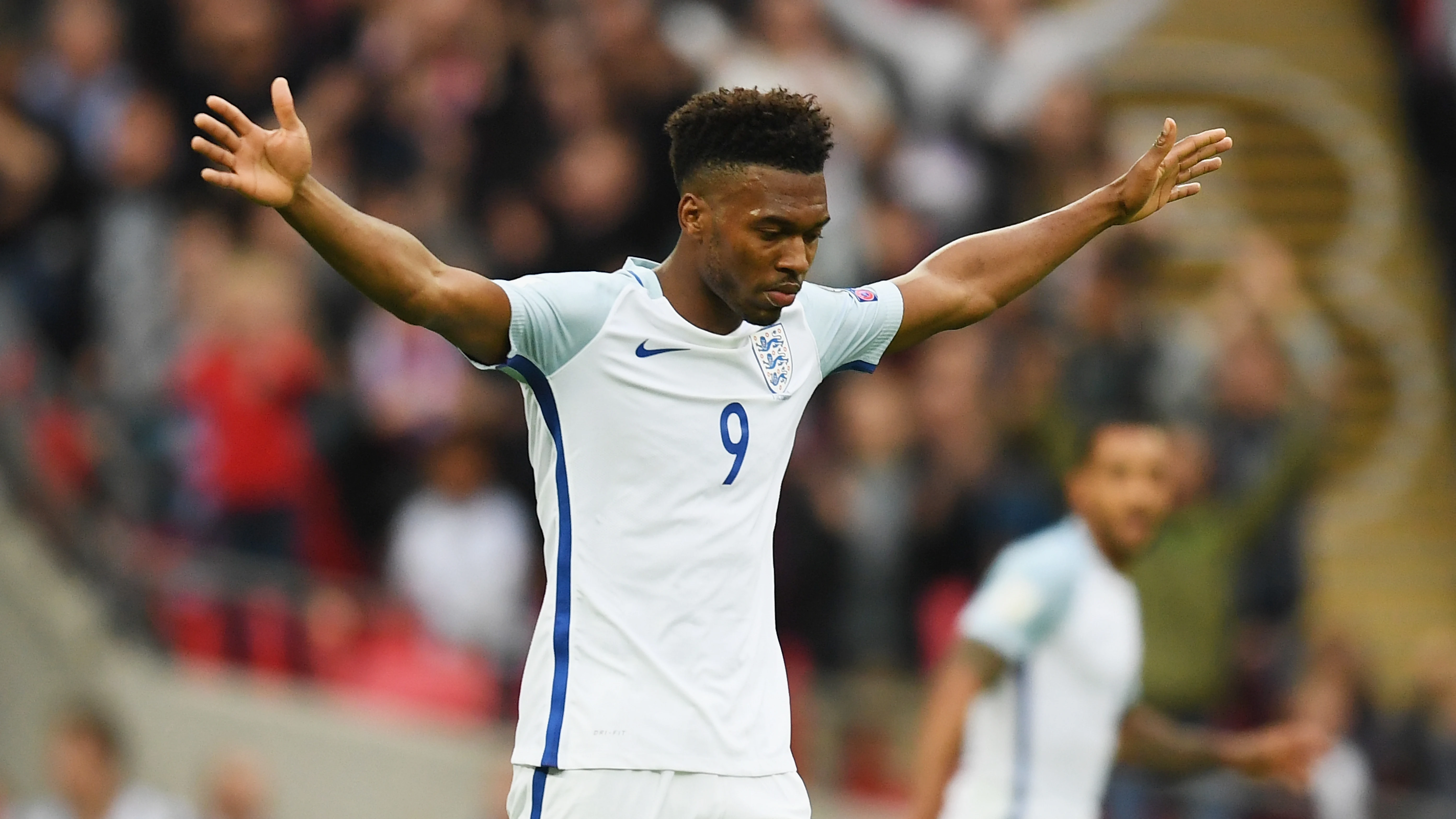 Sturridge celebra su gol contra Malta Sturridge celebra su gol contra Malta