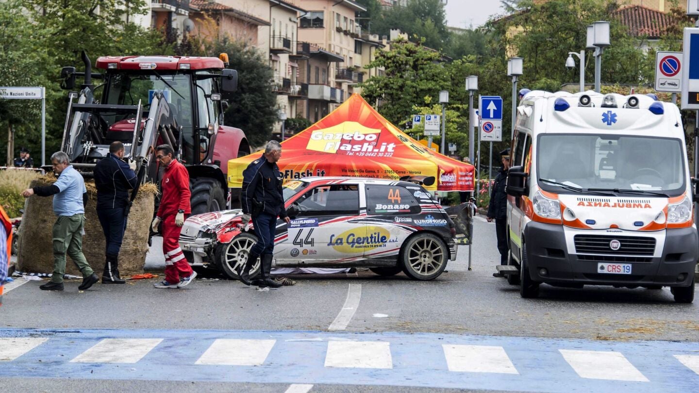 Tr&aacute;gico accidente en un rally de coches cl&aacute;sicos en San Marino