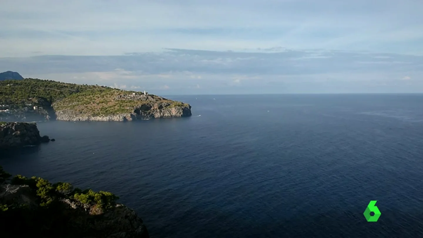 Frame 1.773804 de: Las aguas que bañan las costas baleares, declaradas primera 'zona de esperanza' del Mediterráneo Frame 1.773804 de: Las aguas que bañan las costas baleares, declaradas primera 'zona de esperanza' del Mediterráneo
