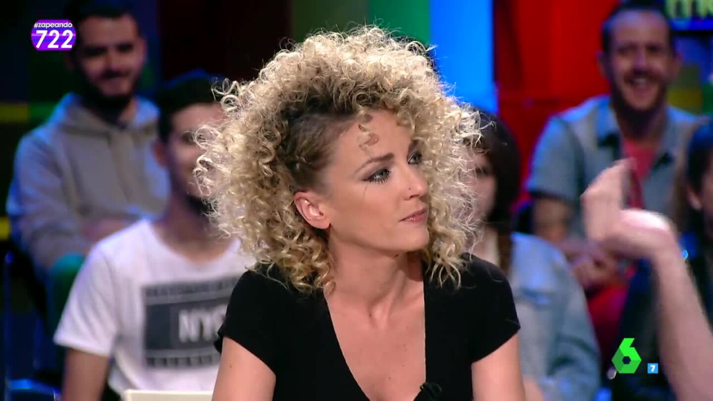 El look de Anna Simon a lo Olivia Newton-John