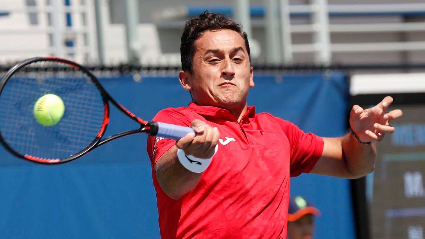 El tenista Nicol&aacute;s Almagro en el torneo de Shangh&aacute;i