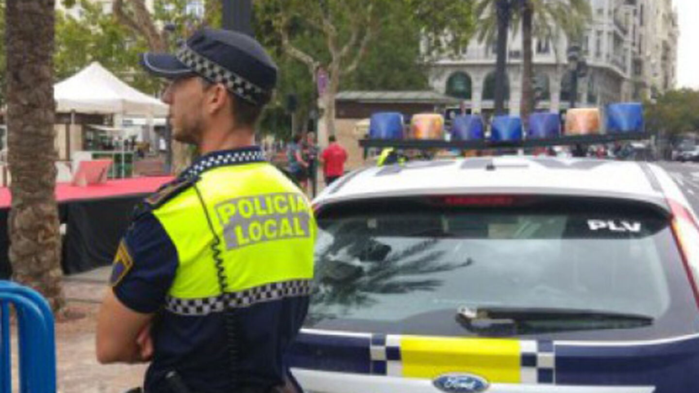 Imagen de archivo de un polic&iacute;a local 