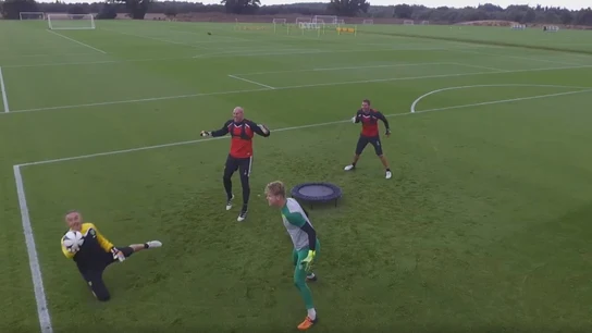 El original entrenamientos de unos porteros en la Premier League El original entrenamientos de unos porteros en la Premier League