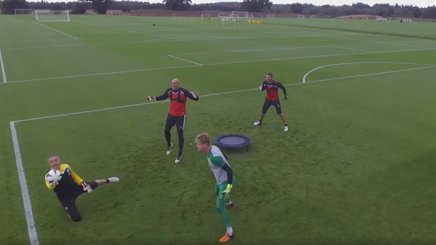 El original entrenamientos de unos porteros en la Premier League El original entrenamientos de unos porteros en la Premier League