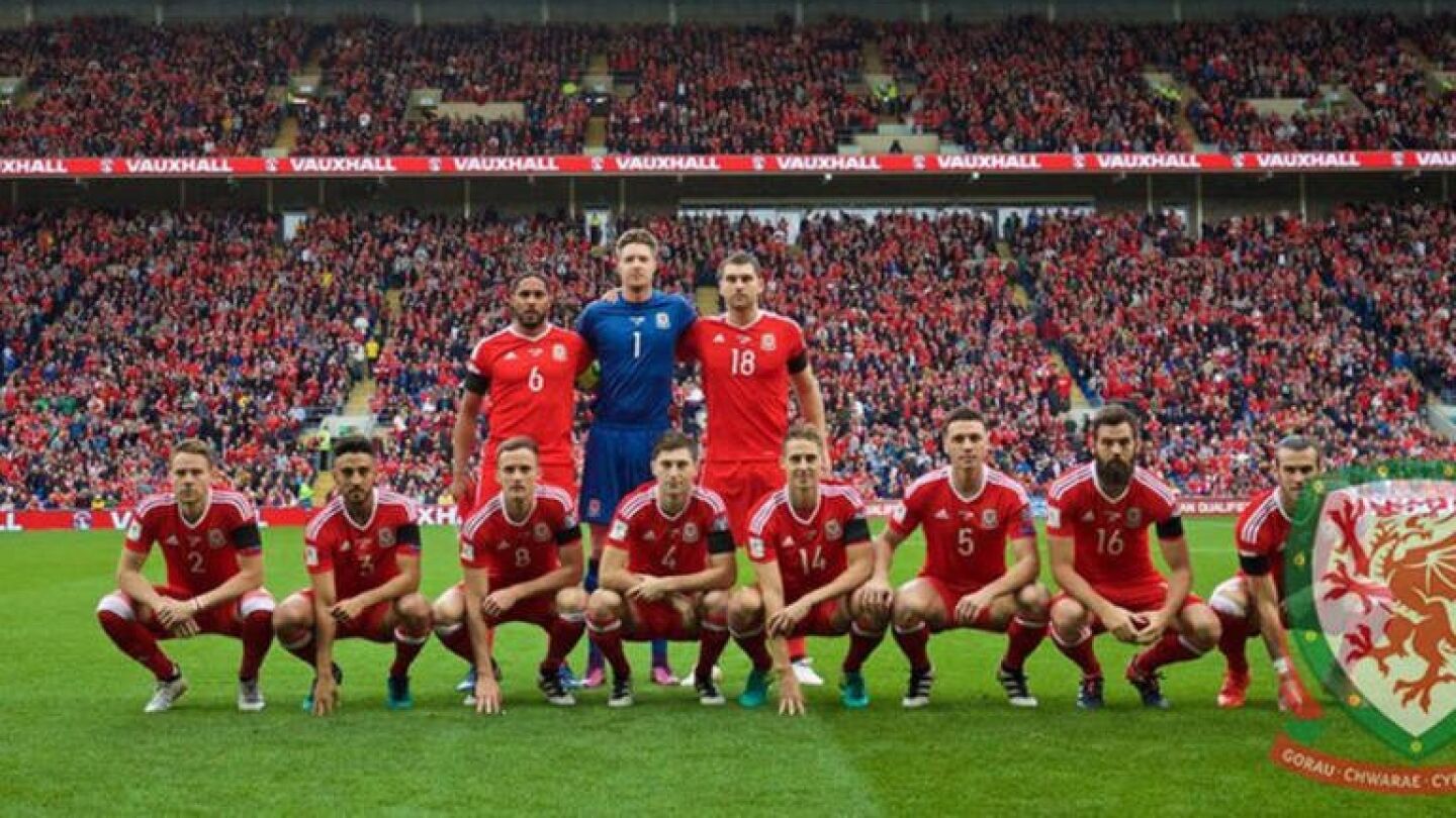 &iquest;La peor foto de equipo de la historia de Gales?