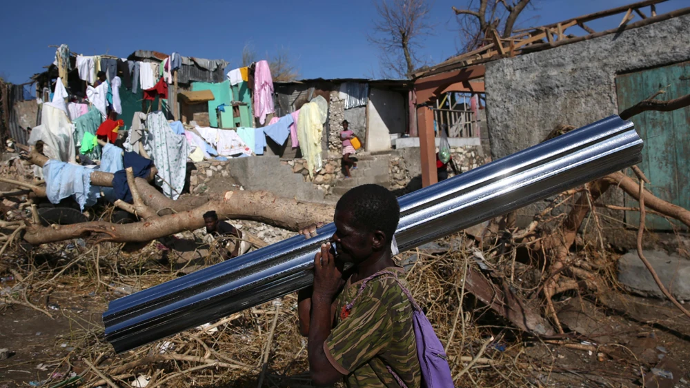 Haitianos damnificados por el paso del huracán Matthew 