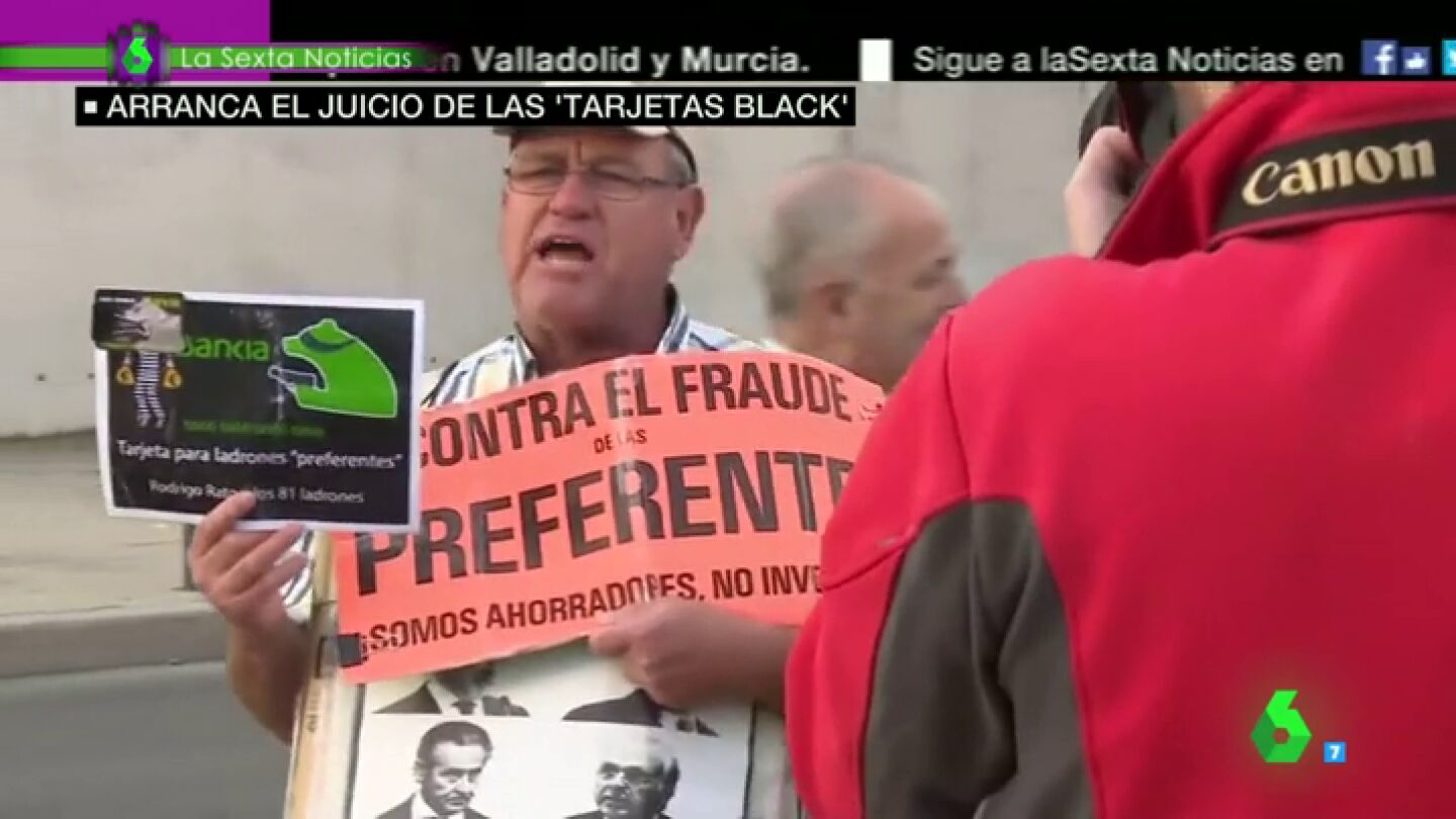 Frame 19.52878 de: "La Fashion Week de la corrupci&oacute;n", "Corrupto, que llegas tarde": el mix de los piropos a los imputados por las 'black'