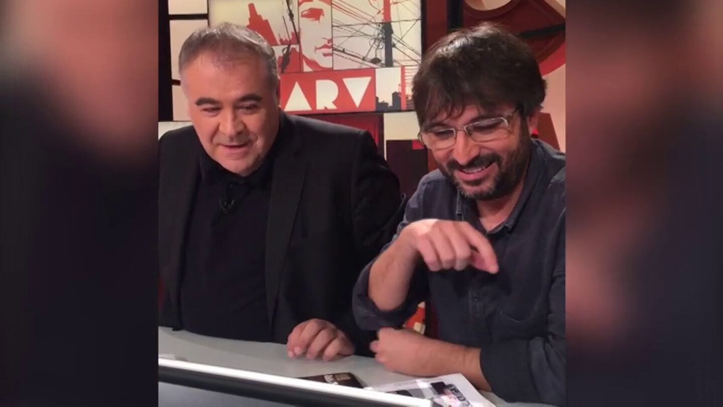 Frame 47.822729 de: Jordi &Eacute;vole descubre el 'pact&oacute;metro' de Ferreras: "Acabo de hacer un Gobierno con PP, PSOE, PDC y EH Bildu"