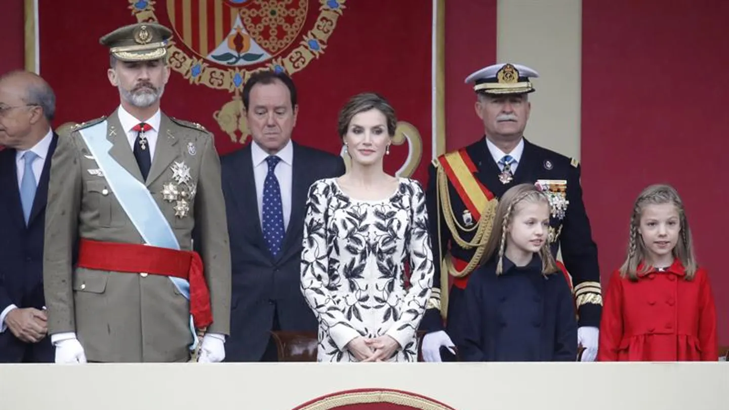 Los reyes de España, durante el desfile de la Fiesta Nacional Los reyes de España, durante el desfile de la Fiesta Nacional