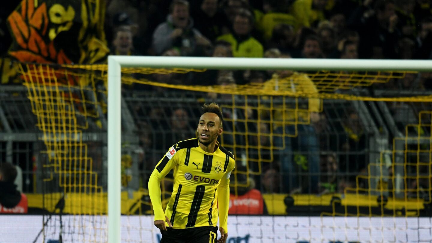 Aubameyang celebra su gol