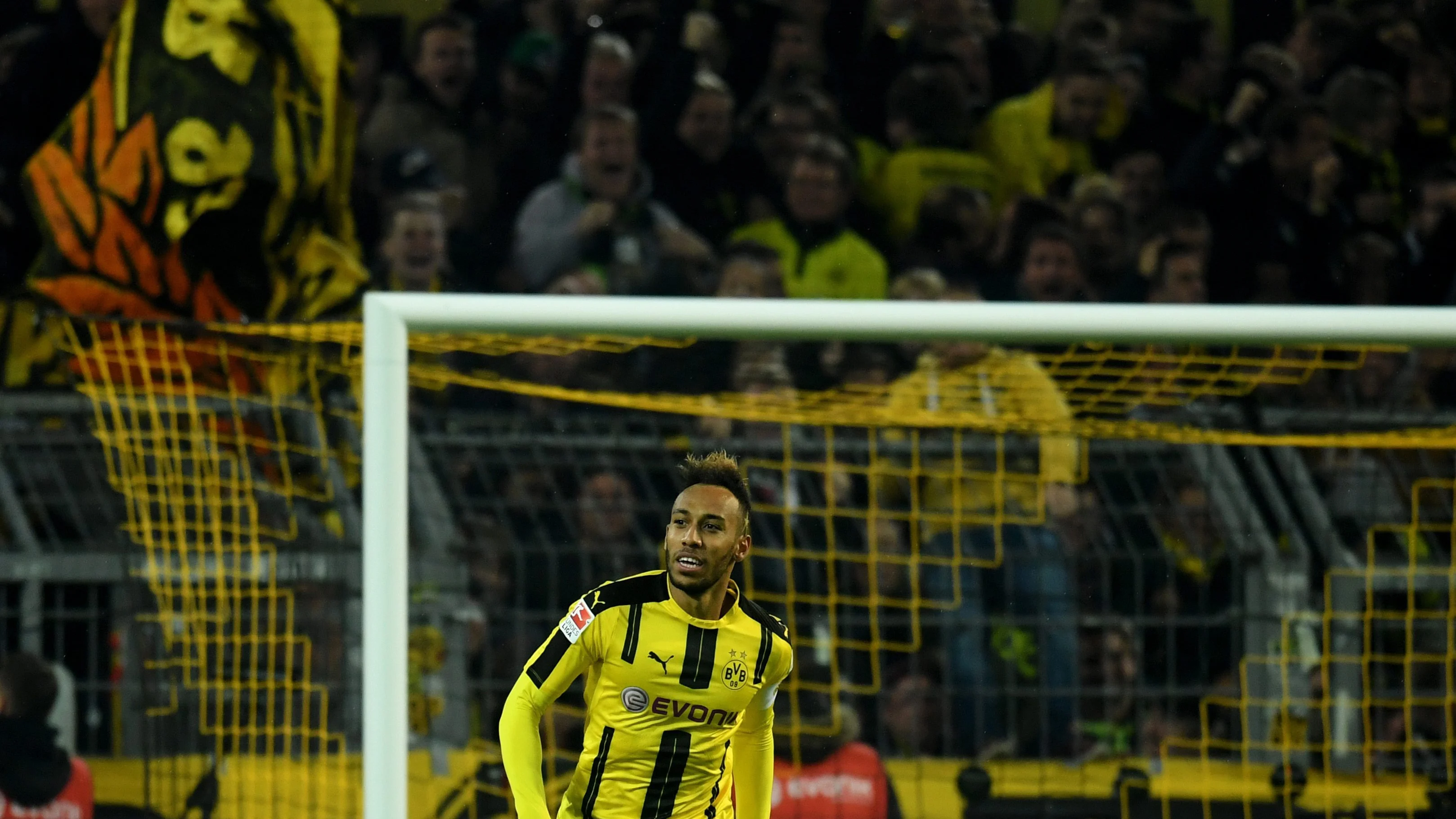 Aubameyang celebra su gol