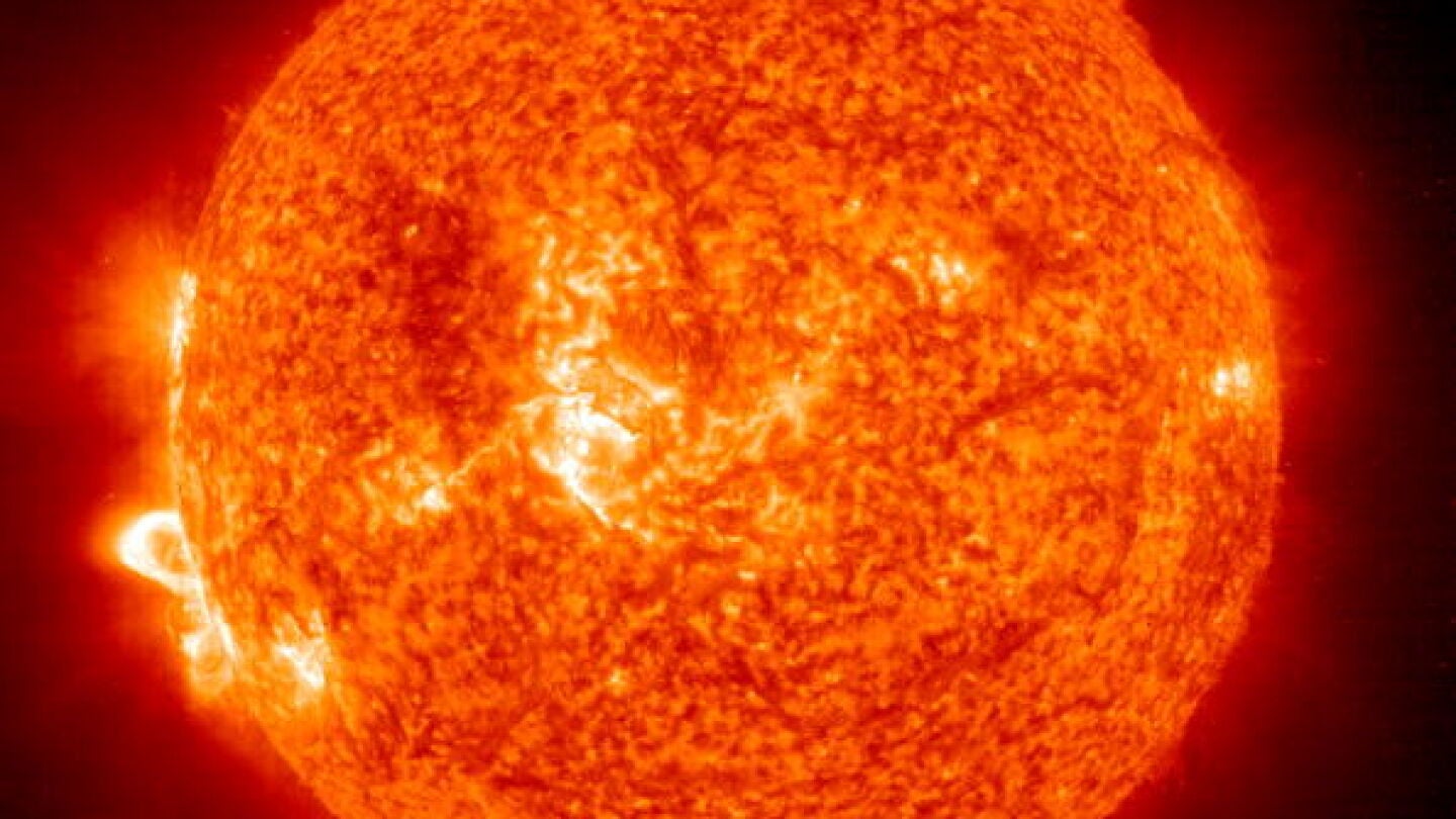 Erupci&oacute;n solar