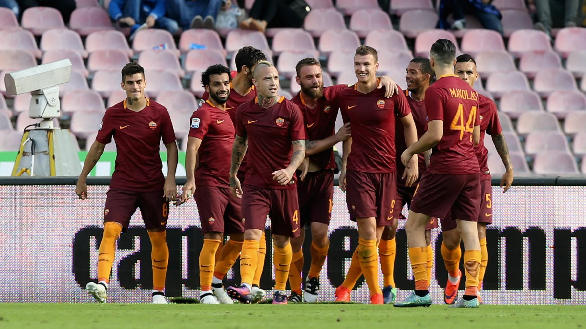 La Roma celebra un gol