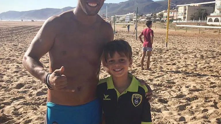 Ronaldinho, en la playa