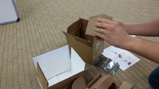 Imagen del 'kit' de devoluci&oacute;n de un Samsumg Galaxy Note 7