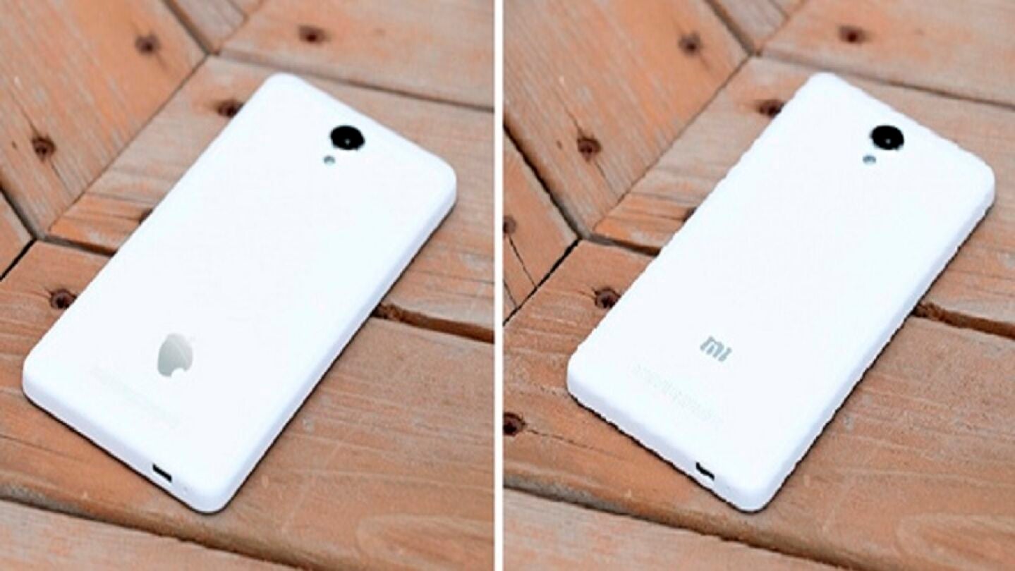 Comparativa del reverso de dos tel&eacute;fonos Zetta y Xiaomi