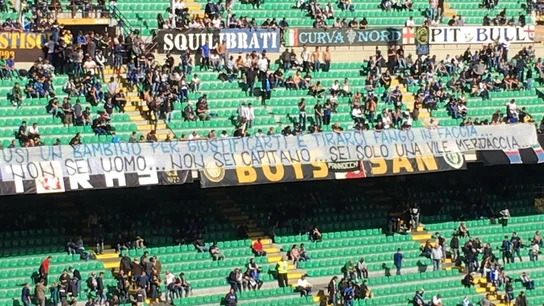 Pancarta de la Curva Nord a Icardi Pancarta de la Curva Nord a Icardi