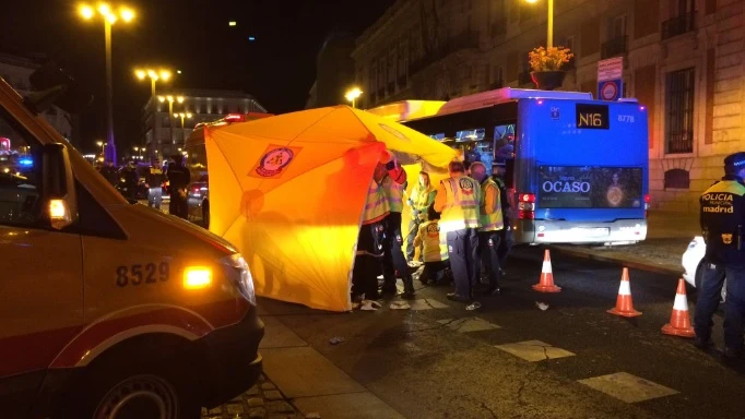 Los servicios de emergencias en el lugar del accidente