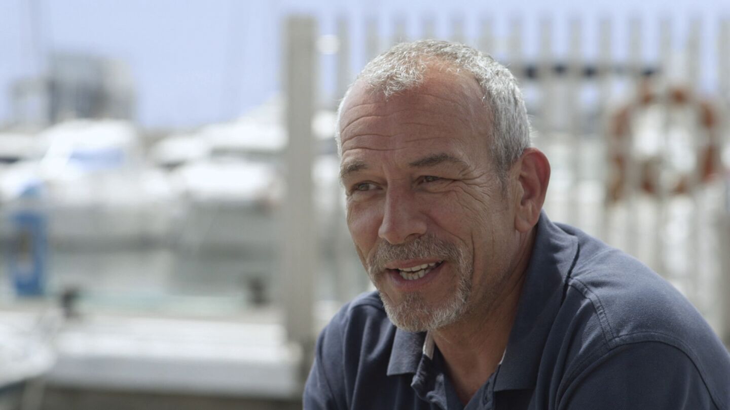 Livio Lo Monaco, due&ntilde;o del Astral: "No puede ser que en el mar en el que estoy como un rey haya gente que se est&eacute; muriendo"