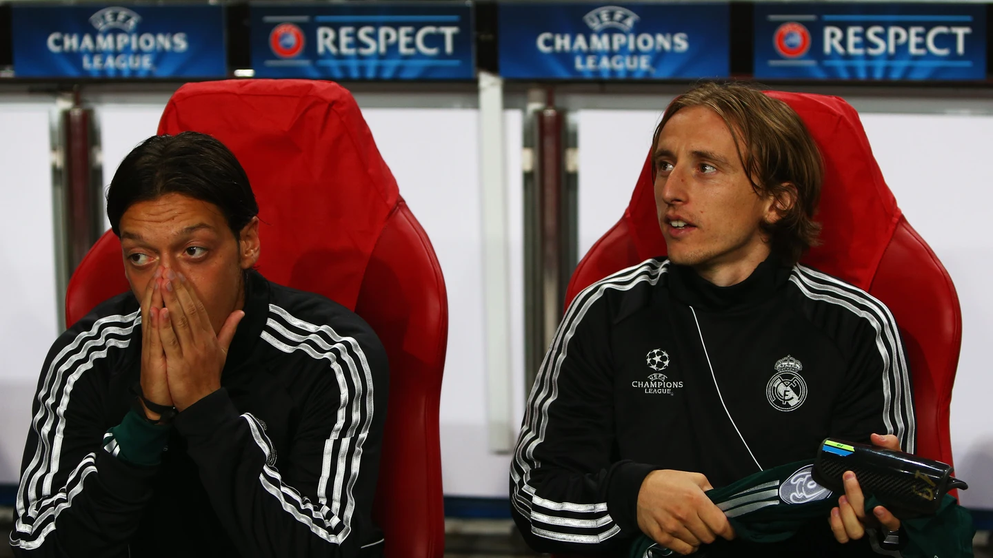 Özil, en su época en el Real Madrid junto a Modric Özil, en su época en el Real Madrid junto a Modric