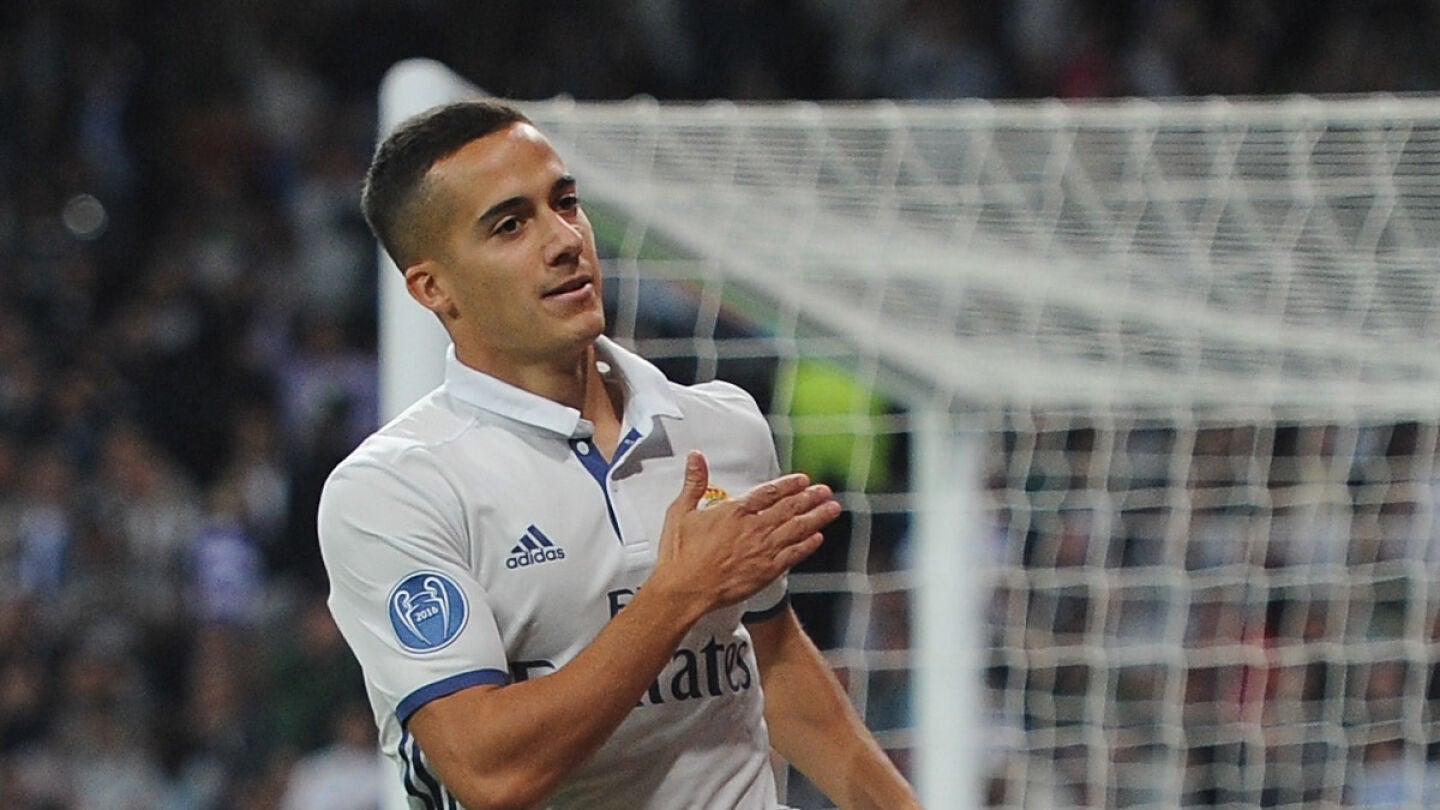 Lucas V&aacute;zquez celebra un gol