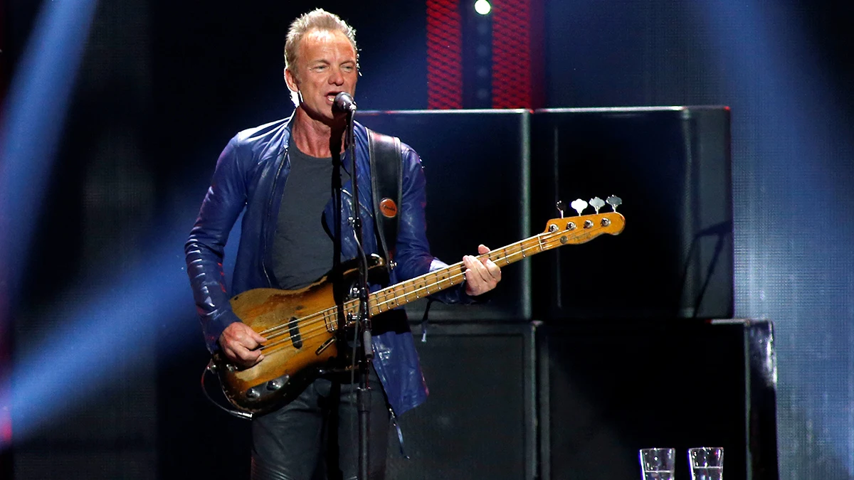 Sting, en un escenario