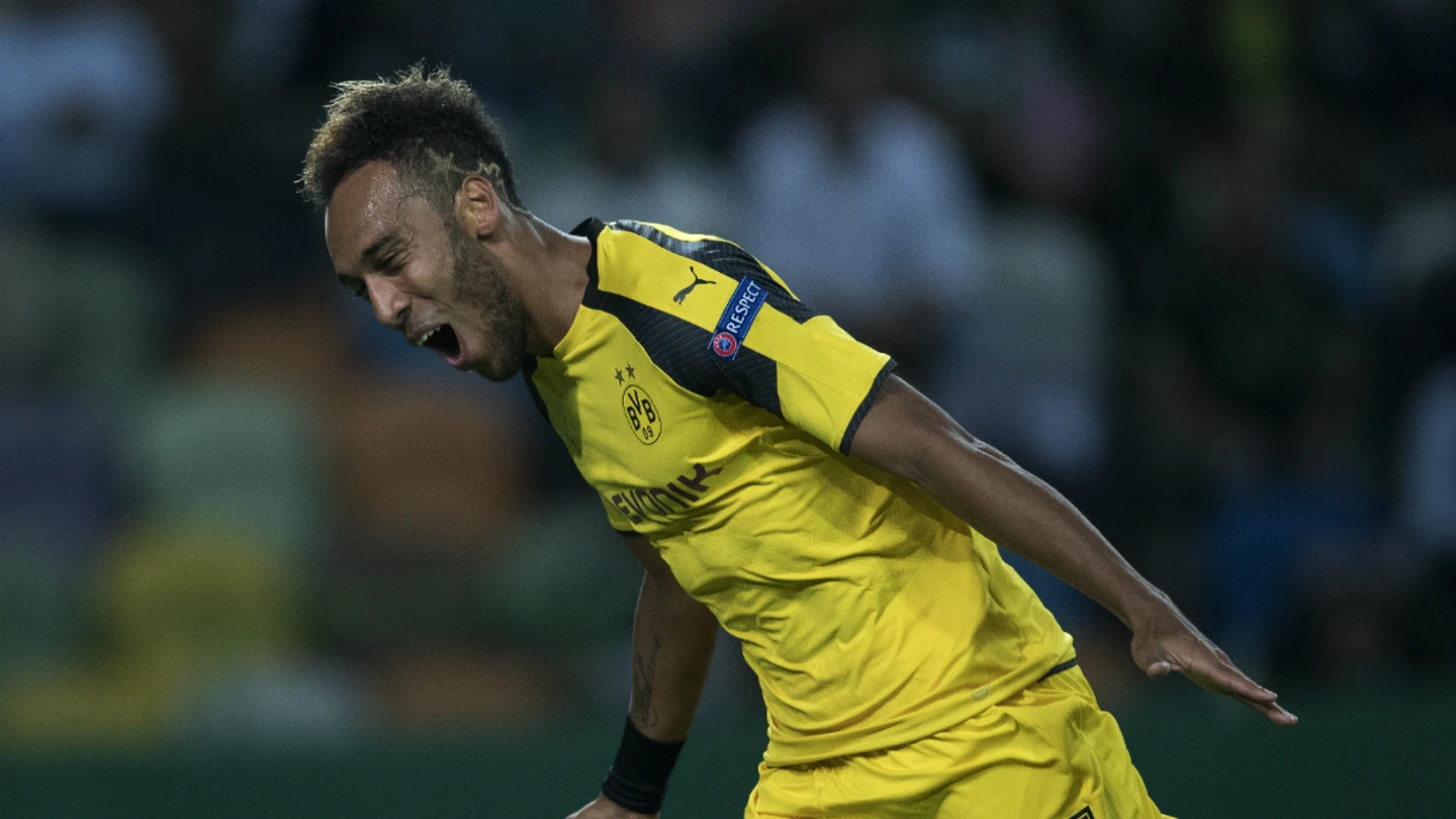 Aubameyang celebra un gol con el Borussia Aubameyang celebra un gol con el Borussia