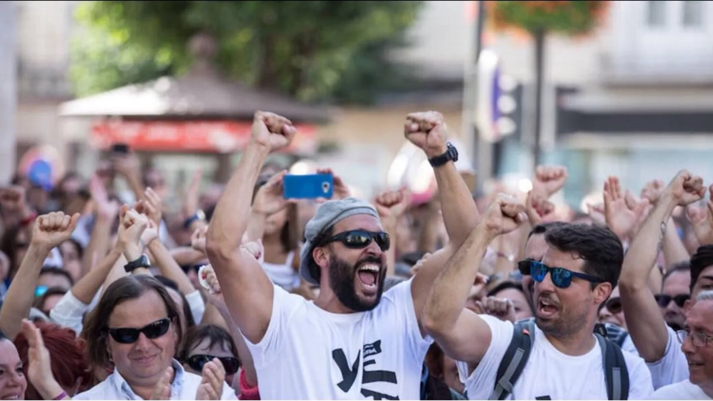 Jesús Candel, Spiriman, encabeza una protesta Jesús Candel, Spiriman, encabeza una protesta