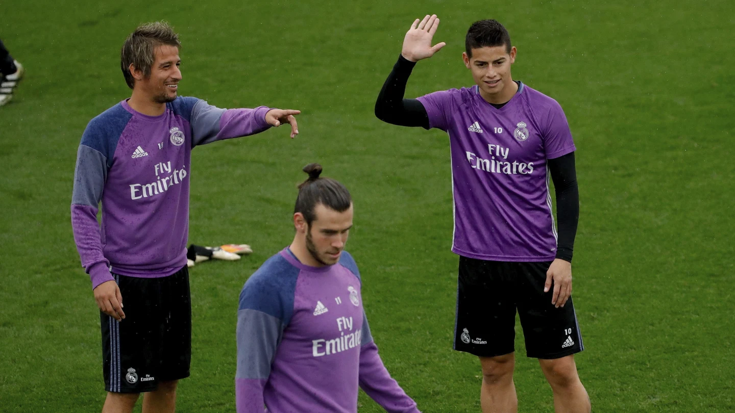 Coentrao, en el entrenamiento en Valdebebas Coentrao, en el entrenamiento en Valdebebas