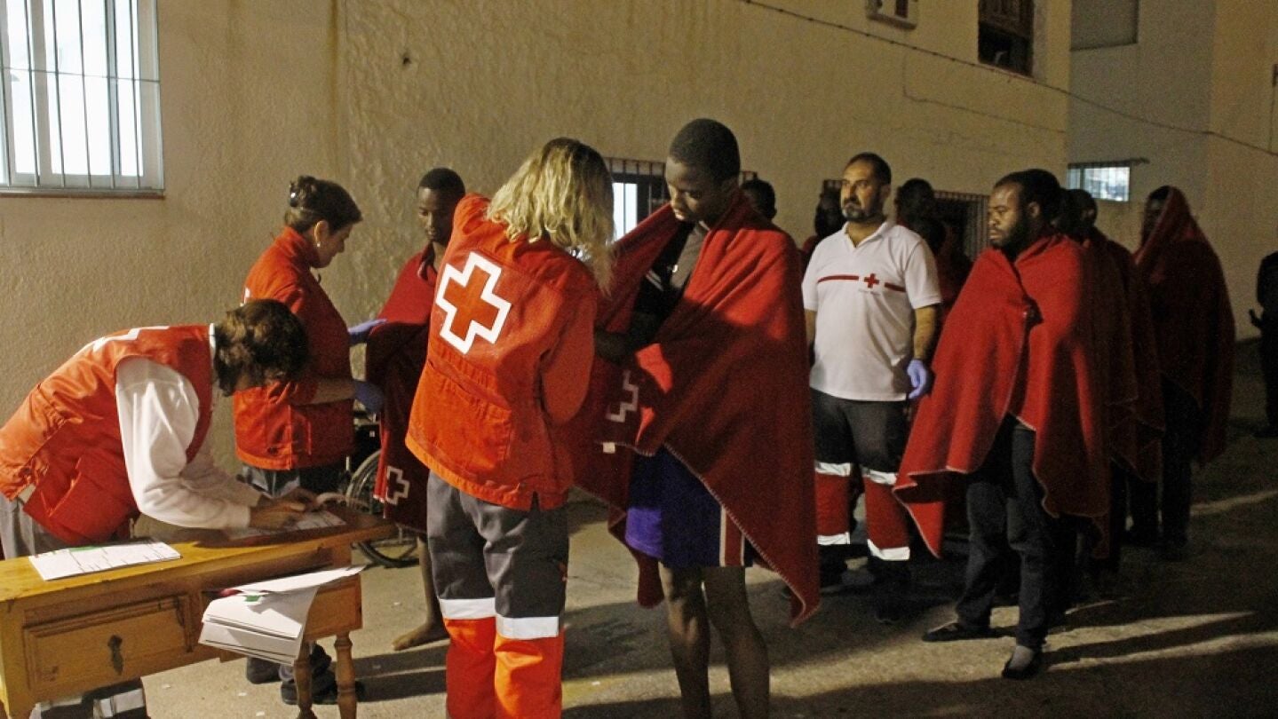 Rescatadas cuatro pateras con 95 personas frente a las costas de Andaluc&iacute;a