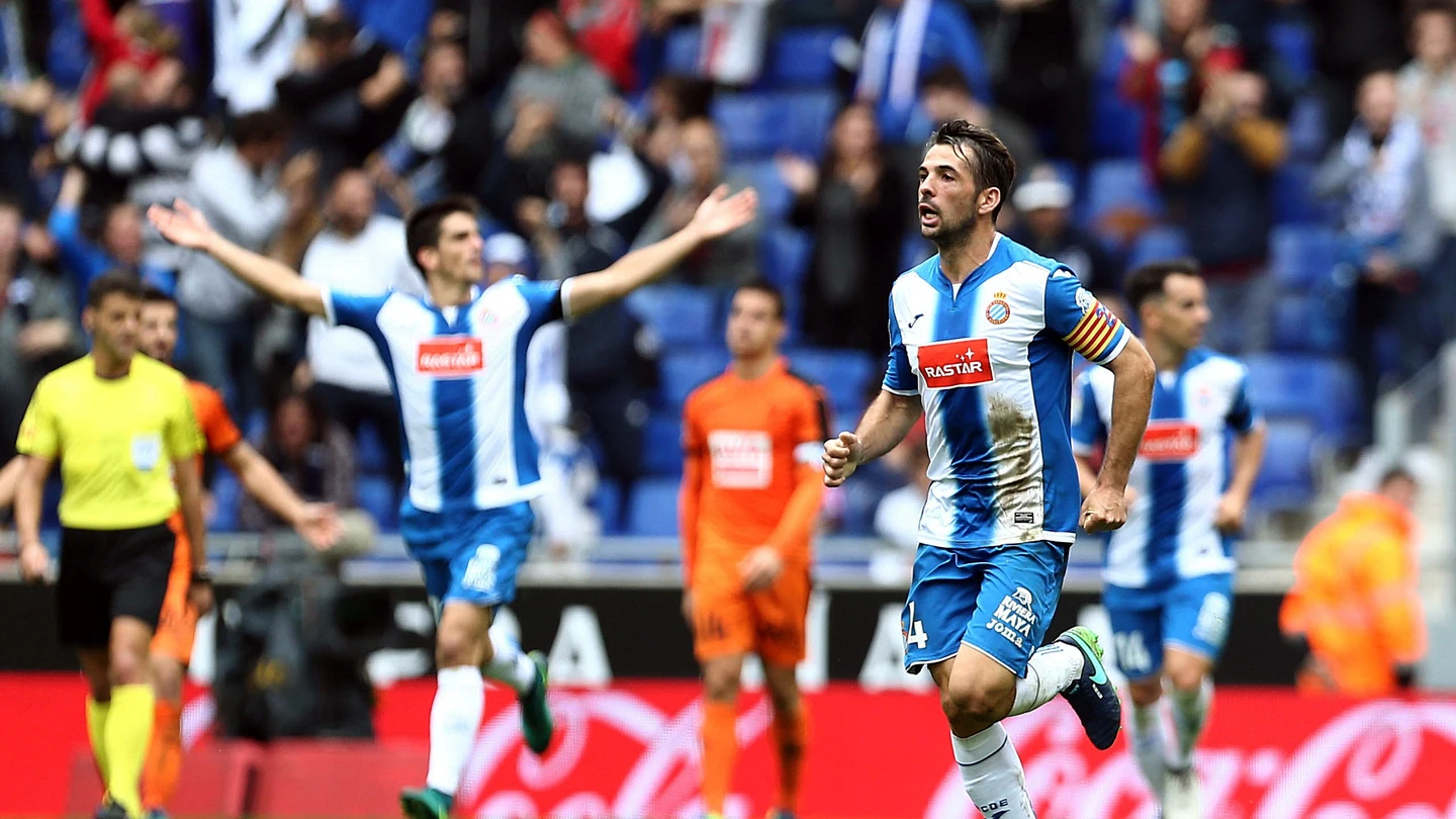Los jugadores del Espanyol celebran un gol ante el Eibar Los jugadores del Espanyol celebran un gol ante el Eibar