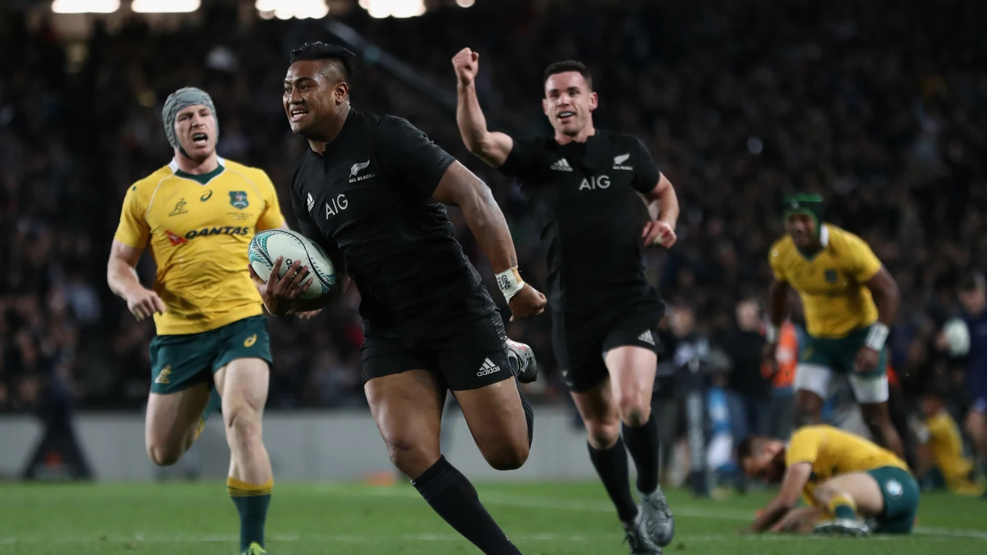 Julian Savea logra un ensayo ante Australia Julian Savea logra un ensayo ante Australia