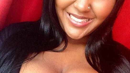 Tanya Willis no pudo montarse en la monta&ntilde;a rusa por sus pechos