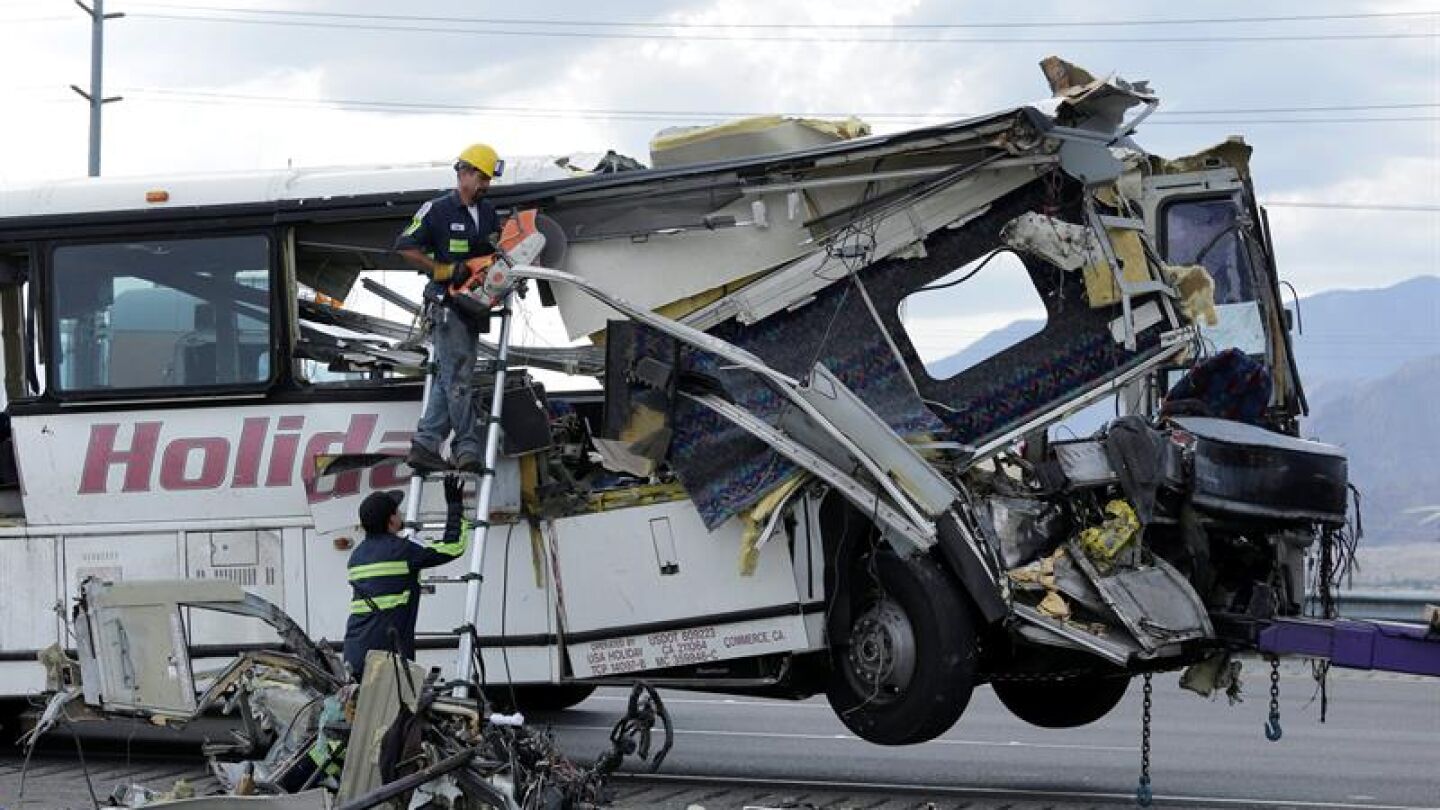 Imagen del autob&uacute;s accidentado en California