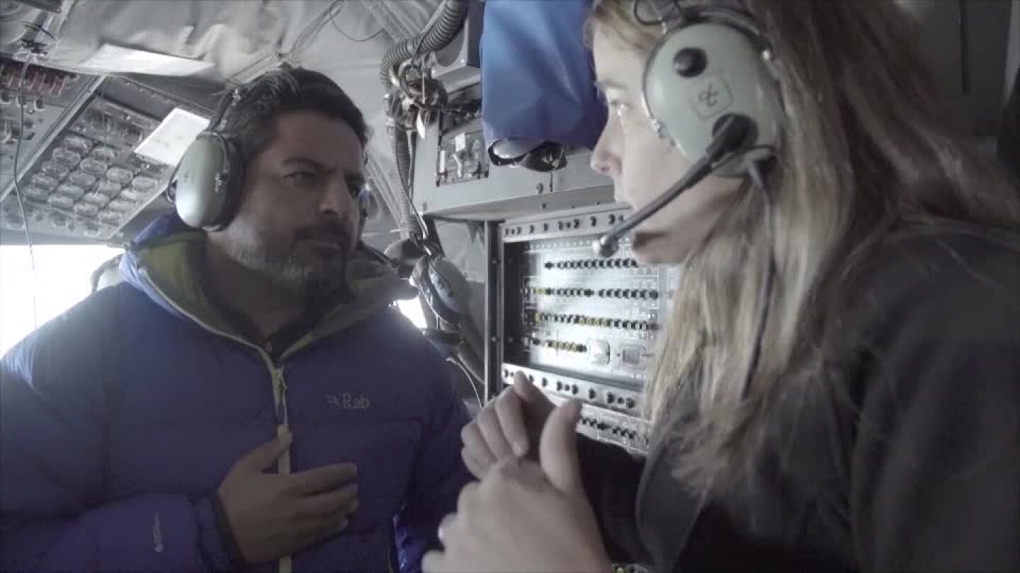 Jalis de la Serna entrevista a Mar&iacute;a Jos&eacute; Vi&ntilde;as, de la Nasa