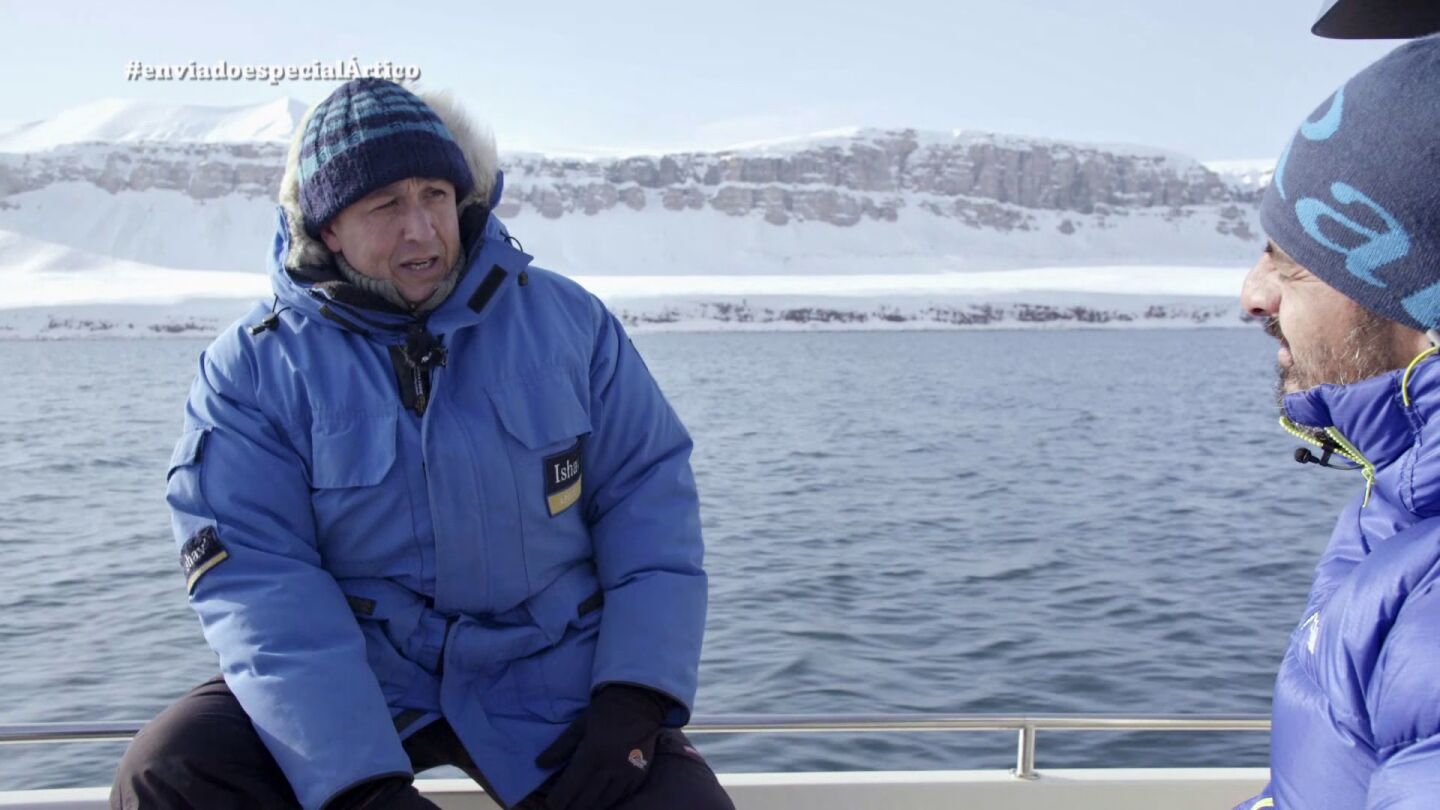 Javier Arjona, gu&iacute;a: "En esta &eacute;poca ni podr&iacute;amos entrar. Lo hacemos porque hace a&ntilde;os habr&iacute;a cinco veces m&aacute;s hielo"
