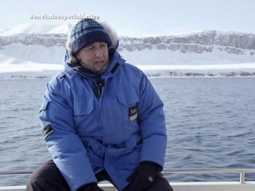 Javier Arjona, guía: "En esta época ni podríamos entrar. Lo hacemos porque hace años habría cinco veces más hielo" Javier Arjona, guía: "En esta época ni podríamos entrar. Lo hacemos porque hace años habría cinco veces más hielo"