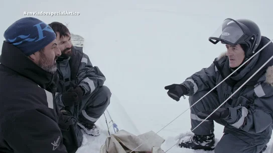 Javier Lapazarán, glaciólogo: "Hay que preocuparse. No está claro cuánto nos afectará, pero lo está haciendo" Javier Lapazarán, glaciólogo: "Hay que preocuparse. No está claro cuánto nos afectará, pero lo está haciendo"