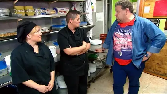 Alberto Chicote conoce a la hija del propietario del Juan de Austria Alberto Chicote conoce a la hija del propietario del Juan de Austria