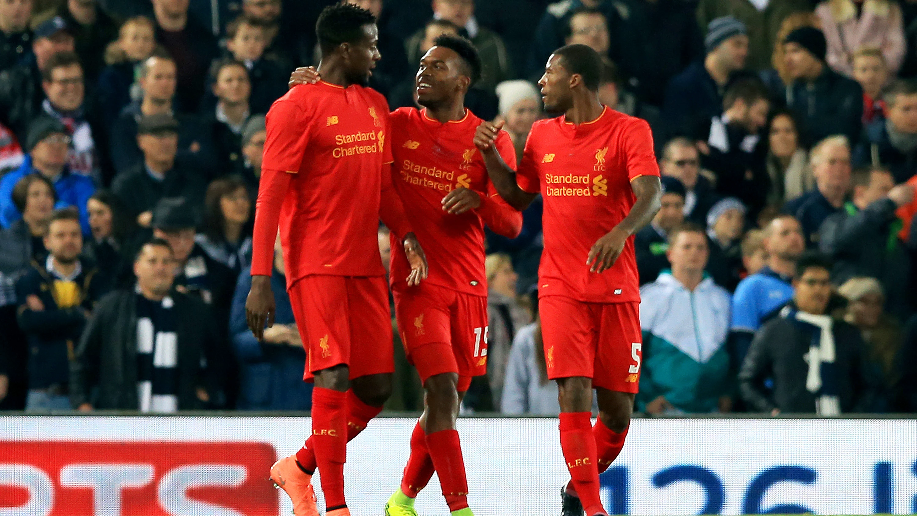 Los jugadores del Liverpool celebra un gol en Anfield