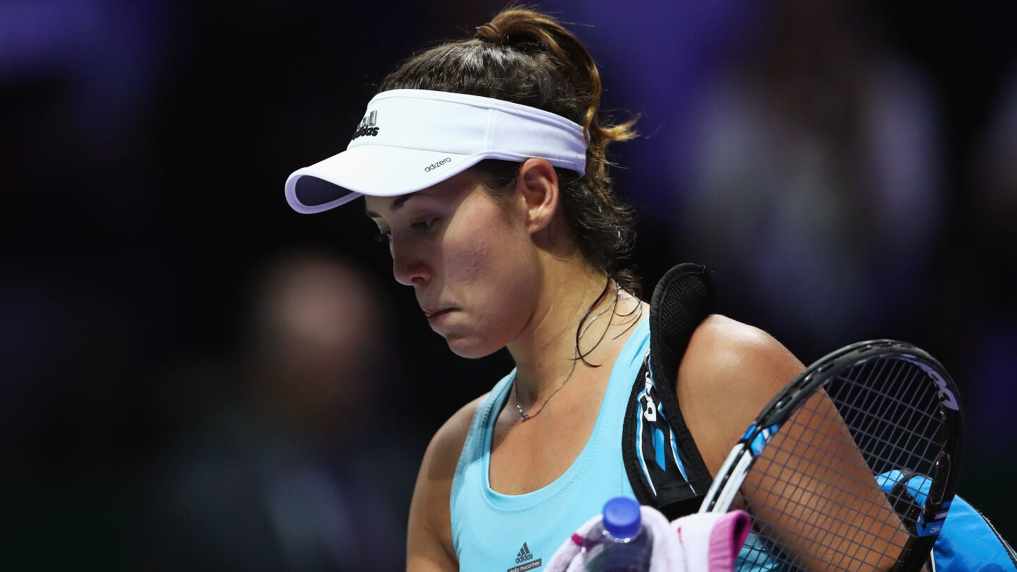 Muguruza se retira cabizbaja del partido