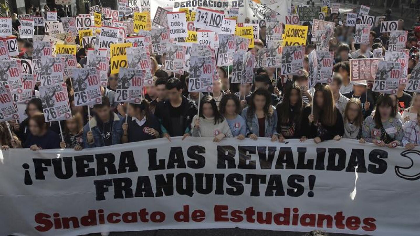 Manifestaci&oacute;n contra las rev&aacute;lidas en Madrid